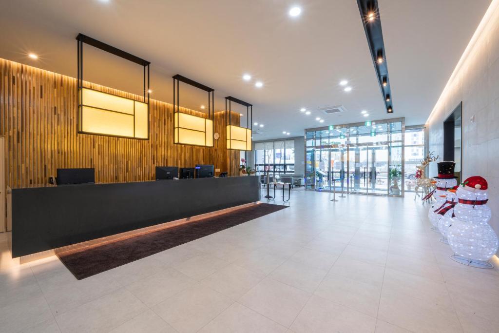Surestay Plus Hotel By Best Western Asan Ngoại thất bức ảnh